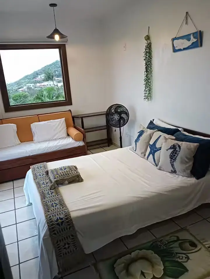 Quarto do apartamento 8 do Residencial Costão da Gamboa (foto 4)